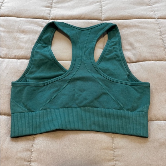 DOYOUEVEN sports bra - Picture 2 of 3
